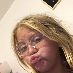 Meet your Posher, Kaylee